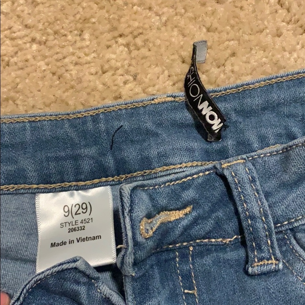 Jeans - Picture 2 of 3